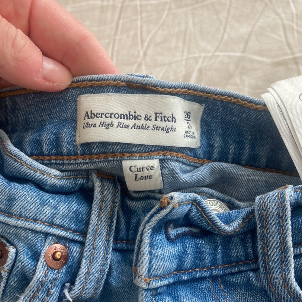 Jeans - Picture 2 of 2